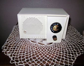 Vintage Westinghouse Tube AM Radio - 1954 Model H743T4