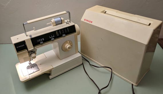 SINGER 6212C sewing machine