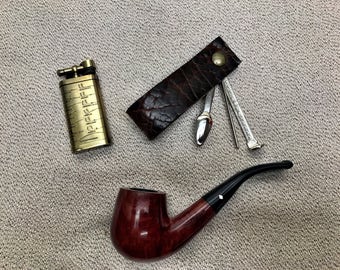 Thick Bison / Buffalo Hide - The Czech Mate (Check Mate) - Portable Pocket Size Pipe Rest and Pipe Tools in Dark Brown Finish