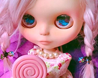 Ooak blythe popsicle girl with alpaca rerooted hair scalp