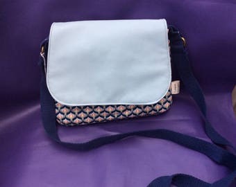 small messenger sling bag