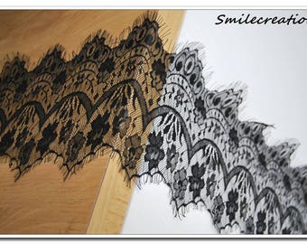 1.5 meters * 15 cm lace CHANTILLY Black Lace fringe REF 1018