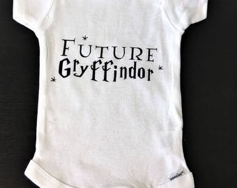 Harry Potter, Future Gryffindor Onesie / Slytherin, Ravenclaw, Hufflepuff / Hogwarts House / Baby Gerber Onesie / Baby Clothes / Bodysuit