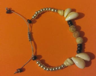 Shells and stones bracelet