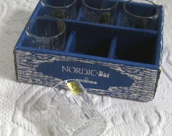 midcentury modern shot glasses . shot glasses . oberglas . made in Austria . Nordic-Bar . midcentury barware . ice glass