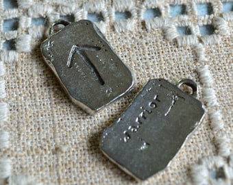 Tiwaz Rune Victory Warrior Sign Pewter Ancient Pendant Runes