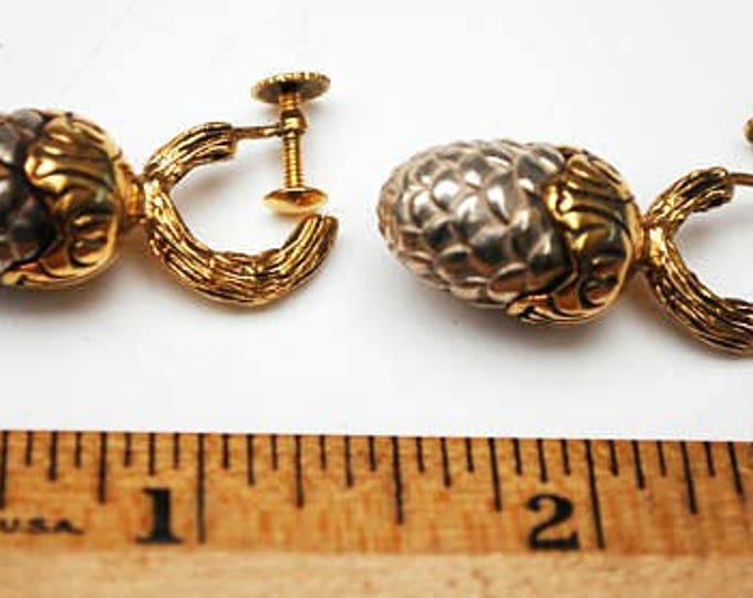 Vermeil Acorn Earrings - Vintage sterling silver - gold plated - Screw back earrings