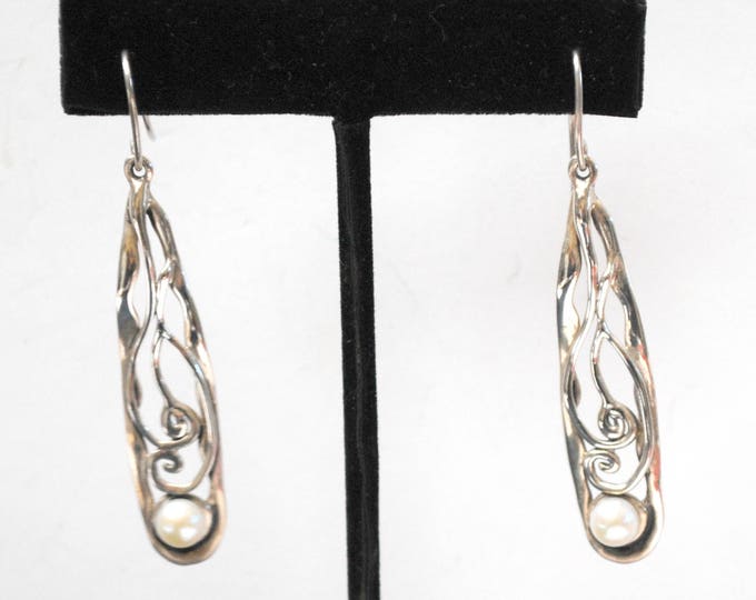 Sterling dangle Earrings - Signed HG Israel - Hagit Gorali - White genuine pearl - Silver filigree - Pierced drop Earrings