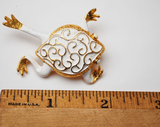 Frog Brooch - white enamel - gold plated -JJ Jonette Jewelry Company- figurine pin - signed