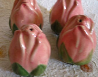 Desert Rose Salt and Pepper Shakers, Set of two, Good condition