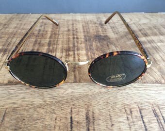 Vintage Tortoiseshell and Yellow Gold Oval Sunglasses