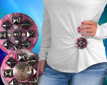T-Shirt Clip Holder Pull • T-Shirt Accessory Tee Shirt Scrunchy Concho Belt Scrunch Studs Spots Brooch Scrunchie Cinch Clip