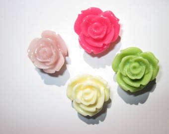 4 resin flowers to paste in different color (3)-