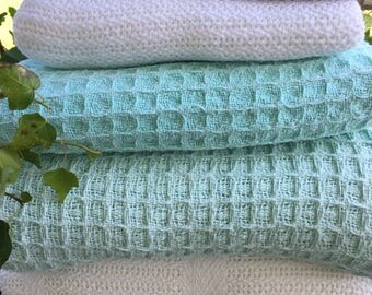 Twin Mint Knit Blanket, 72"w x 90"l, Throw Blanket // Mint Waffle Blanket // Full Mint Blanket / BACK To SCHOOL SPECIAL // Cotton, Dorm