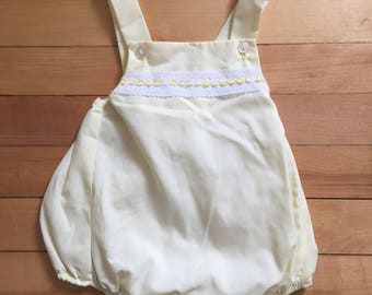 Vintage 1970s Baby Infant Girls Boys Yellow Lace One Piece Romper Sunsuit! Size 6-12 months