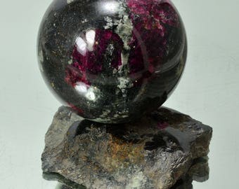 EUDIALYTE, Aegirine sphere 78 mm with stand ball, healing crystal, chakra stone #9544 - RUSSIA