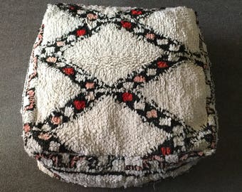 Cushion Fawanees El Hara main image 1