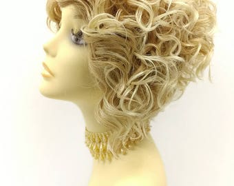 Cute natural short curly wig YV31148