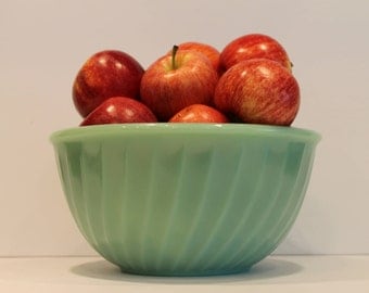 Fire King Jade-ite 9" Swirl Bowl - Anchor Hocking Jadeite Mixing Bowl - Jadite Nesting Bowl