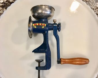 MEFA Food Grinder//German Grinder//Mill Grinder//Vintage German Grinder