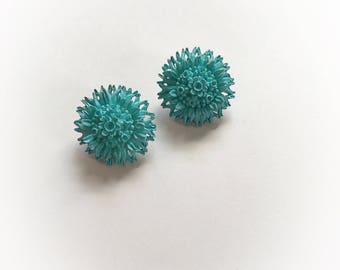 Vintage Carved Aqua Blue Flower Earrings Clip On