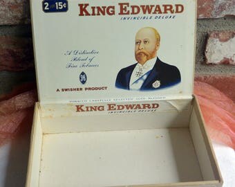 Cigar Box, King Edward - Invincible Deluxe, 2 for .25, Swisher Product - Vintage - Fabulous!