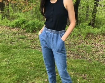 Vintage Black Button Down Sleeveless Top
