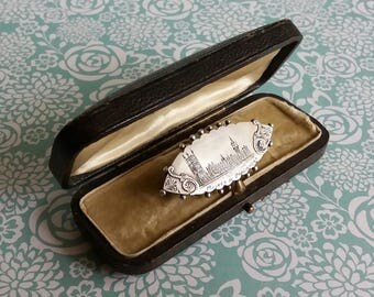Rare Victorian 1897 Houses of Parliament Sterling Silver Brooch - Fully Hallmarked