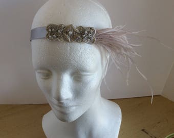 Silver great Gatsby headband, 1920s flapper headpiece putty ostrich feathers silver headband stone 1920s daisy Buchanan costume Hallowee