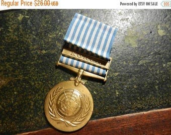 Summer Sale Vintage Korean War UN Service Medal