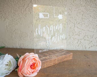 Charging Station Sign - Charging Bar Sign - Charge Your Device Sign - Charging Bar Sign for Weddings - Charging Station Sign for Events