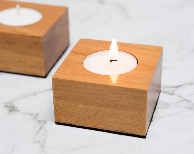 Single Rimu Tea Light Holder