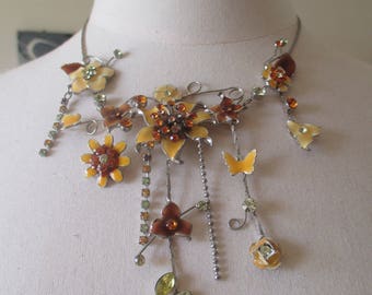 yellow flowers fashion necklace