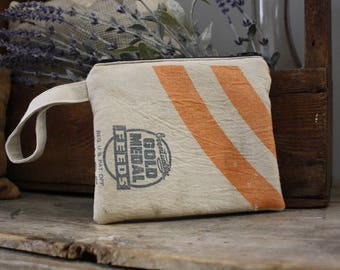 Vintage Feed Sack Wristlet | Gold Metal Feeds | Upcycled | Repurposed | Feedsack Pouch | Grain Sack