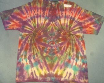 tie dye t shirt adult xl"spiralspiral"