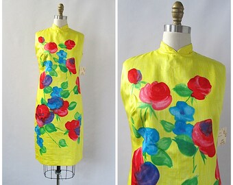 BRIGHT OUTLOOK Vintage 50s Dress | 1950s Cotton Watercolor Novelty Floral Rose Print Dress by Zacuto | Cheongsam | Tiki VLV | Size Medium