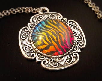 Wild, colorful stripes pattern, 20mm glass cabochon necklace