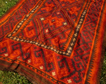 Big Vivid Ghal Mori Flatweave Carpet Kilim Runner Hand woven in wool. Tapis. 9 ft 6" x 6 ft 4" 290 x 193 cm