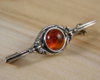 Small Honey Amber Brooch / Vintage Sterling Silver Pin / Baltic Amber Pin