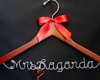 Personalized Wedding Hanger one Line, Custom Bridal Hanger, Brides Hanger, Bride, Name Hanger, Wedding Hanger, Personalized Bridal Gift