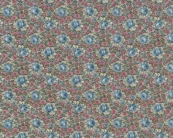Blue Floral Cotton Fabric / Floral Cotton Fabric / Cotton Fabric / Vintage Cotton Fabric / Blue and Pink Floral Fabric / Quilt Fabric
