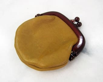 Vintage Leather Change Purse Plastic Clasp, Mid Century Tan Coin Purse, Retro Leather Coin Purse, Sturdy Leather Pouch