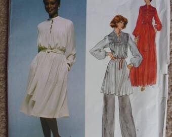 Vintage Vogue Pattern 1567 Designer Paris Original Christian Dior Size 10