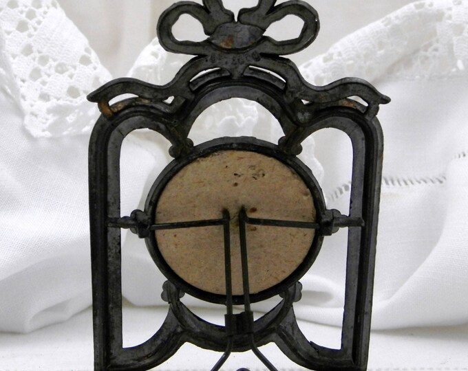 Small Antique French Cast Metal 1880s Portrait Photograph Frame with Ribbons, Standing Napoleon 3 Picture Frame Made in Paris, Photo Frame Small Antique French Cast Metal 1880s Portrait Photograph Frame with Ribbons, Standing Napoleon 3 Picture Frame Made in Paris, Photo Frame
