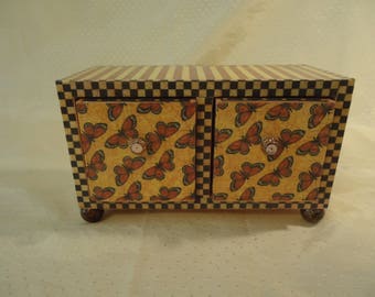 Butterfly and Poppy 2 Drawer Jewelry Chest