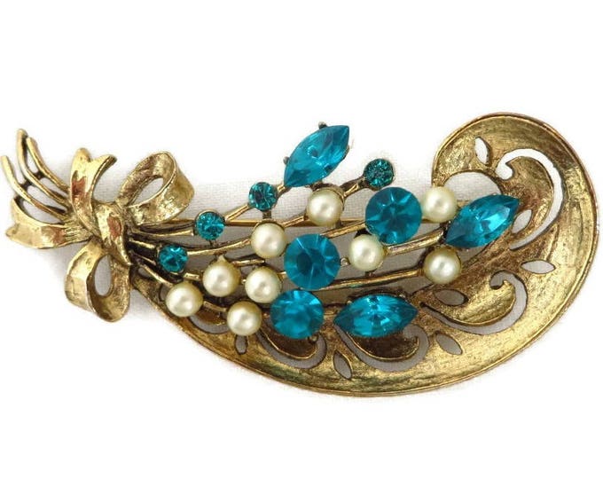 Vintage Brooch, Rhinestone Pin, Blue Rhinestone Faux Pearl Brooch, Vintage Weiss Gold Tone Flower Pin, Gift for Her Vintage Brooch, Rhinestone Pin, Blue Rhinestone Faux Pearl Brooch, Vintage Weiss Gold Tone Flower Pin, Gift for Her