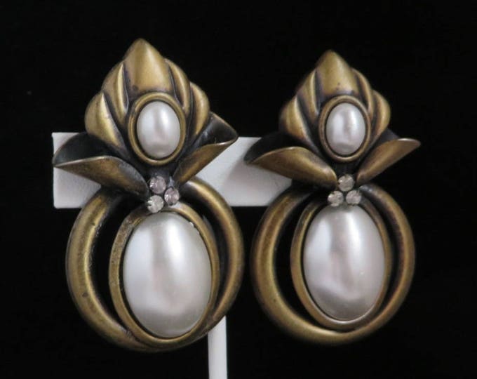 Boho Faux Pearl Earrings, Vintage Bronze Tone Double Pearl Clip-on Earrings