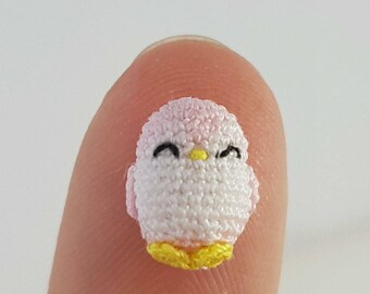Penguin Frio, Crochet Amigurumi Miniature