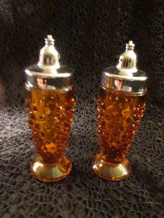 Fenton salt pepper shakers Colonial amber hobnail footed base