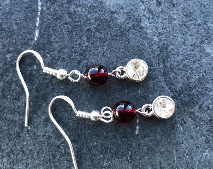 Energizing earrings, garnet earrings, garnet shiny earrings, marron earrings, wine earrings, dark red earrings